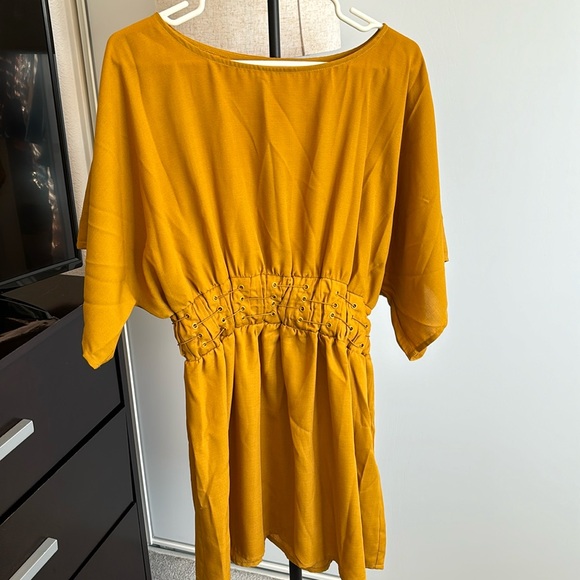 Mustard colored dress from Revolve - Picture 2 of 5